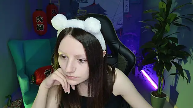 Snapshot of VeliraBraitberg chatting on 12-29-24, 05:10 VeliraBraitberg online show from 12-29-24, 05:10