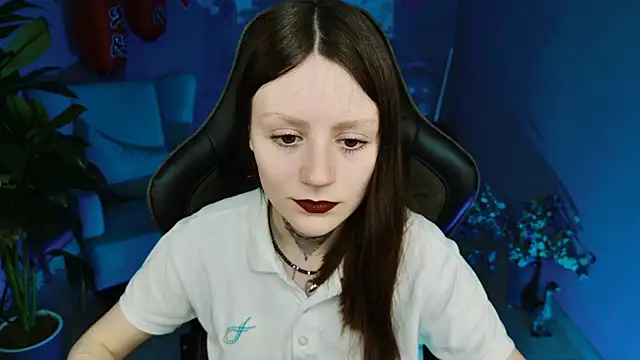 Snapshot of VeliraBraitberg chatting on 03-07-25, 08:13 VeliraBraitberg online show from 03-07-25, 08:13