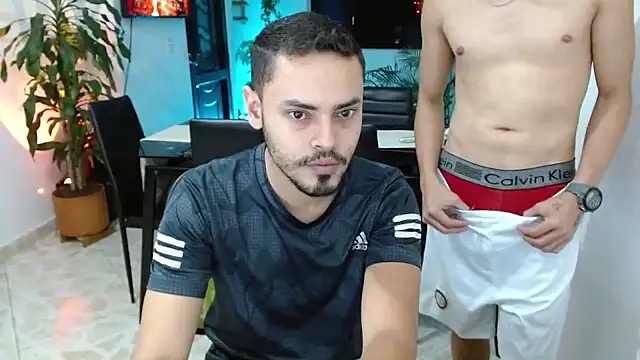 Snapshot of giannandblacke chatting on 02-18-25, 11:52 giannandblacke online show from 02-18-25, 11:52