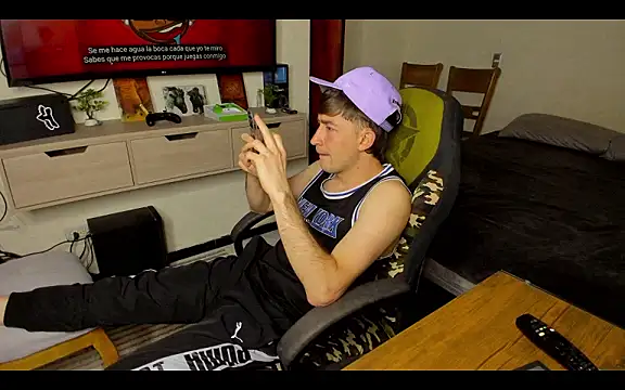 Fun Whit Alexxx online show from 08-05-26, 10:44