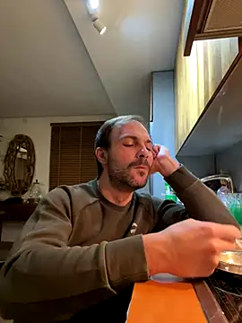 Adventurehotman online show from 12-02-24, 04:09