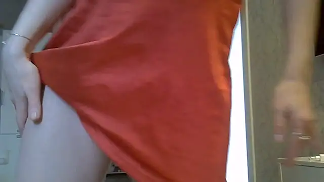 ZarinaSwift online show from 05-16-26, 06:43