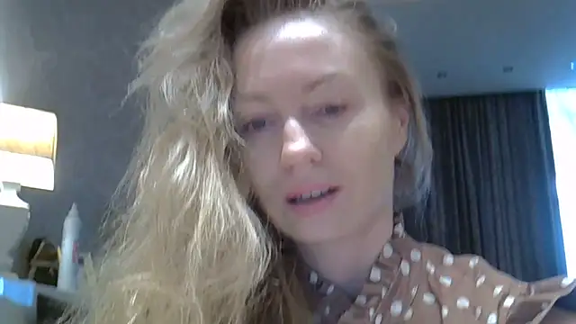 ZarinaSwift online show from 05-22-26, 04:19