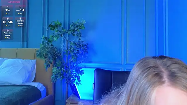 Snapshot of milly_shy chatting on 10-21-25, 06:58 milly shy online show from 10-21-25, 06:58