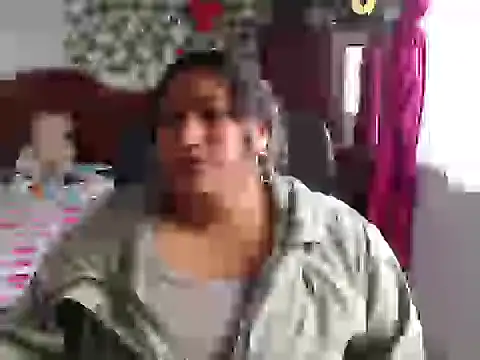 Snapshot of EmilyLove1014 chatting on 12-27-24, 07:35 EmilyLove1014 online show from 12-27-24, 07:35