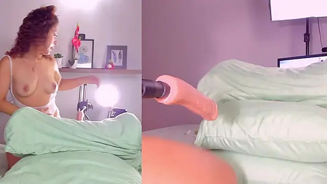 Mila Moans online show from 01-23-25, 03:37