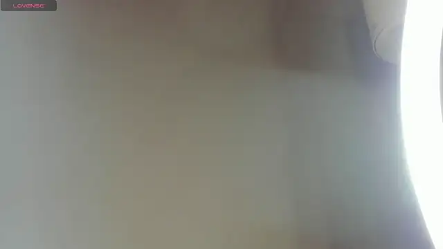 Snapshot of pamela-wells chatting on 05-09-26, 11:04 pamela-wells online show from 05-09-26, 11:04
