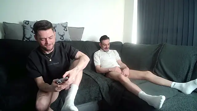 twotwinkhusbandss online show from 04-24-26, 06:21