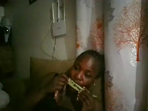 Snapshot of Sonnia_ chatting on 01-23-25, 08:02 Sonnia online show from 01-23-25, 08:02