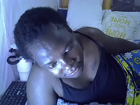 Snapshot of Sweetreena chatting on 05-08-26, 05:07 Sweetreena online show from 05-08-26, 05:07
