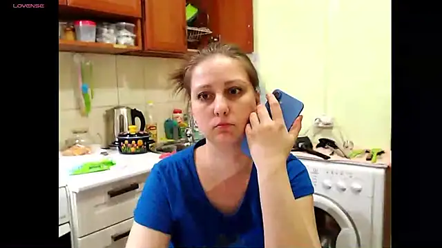 Snapshot of Sakura_Green chatting on 03-18-25, 07:53 Sakura Green online show from 03-18-25, 07:53