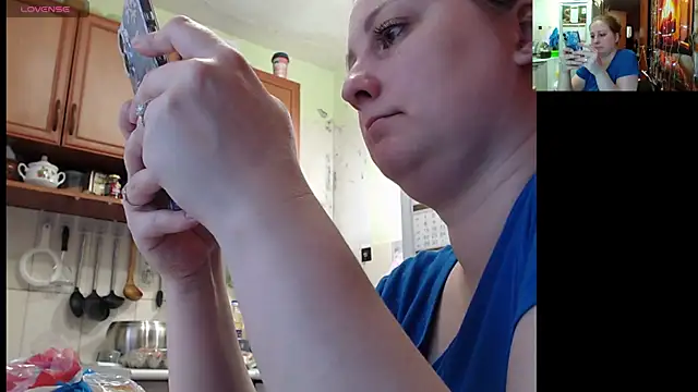 Snapshot of Sakura_Green chatting on 09-20-25, 01:34 Sakura Green online show from 09-20-25, 01:34