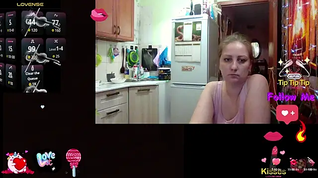 Snapshot of Sakura_Green chatting on 10-05-25, 06:17 Sakura Green online show from 10-05-25, 06:17