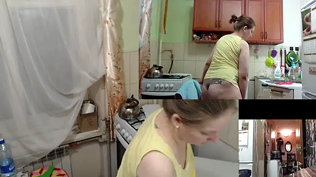 Snapshot of Sakura_Green chatting on 11-04-25, 04:28 Sakura Green online show from 11-04-25, 04:28