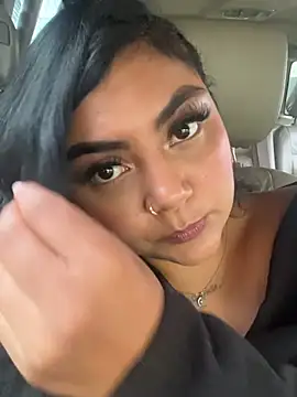 Juli Walker online show from 03-11-26, 01:50