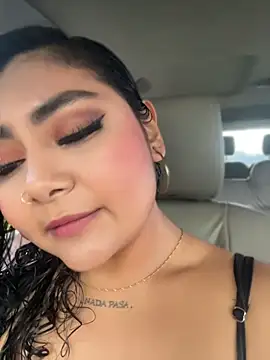 Juli Walker online show from 04-16-26, 01:23