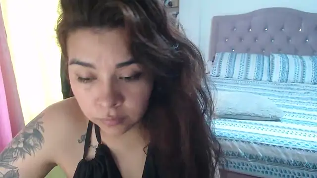 Snapshot of Ana_Bella91 chatting on 06-04-26, 06:58 Ana Bella91 online show from 06-04-26, 06:58