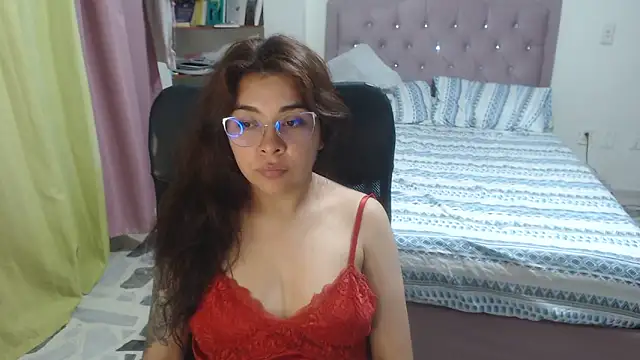 Snapshot of Ana_Bella91 chatting on 06-06-26, 01:54 Ana Bella91 online show from 06-06-26, 01:54