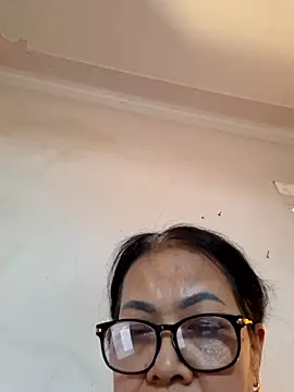 Hotestlove online show from 11-16-25, 09:15