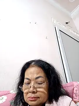 Hotestlove online show from 12-05-25, 02:25