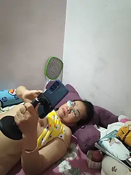 Hotestlove online show from 05-27-26, 10:18