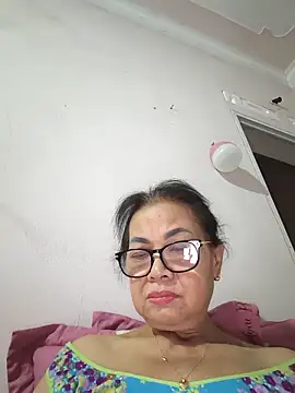 Hotestlove online show from 06-04-26, 03:07