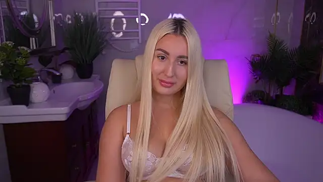 LiaBrazzerr online show from 05-30-26, 01:30