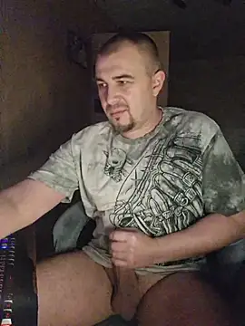 Foxyshaved online show from 12-21-25, 06:42