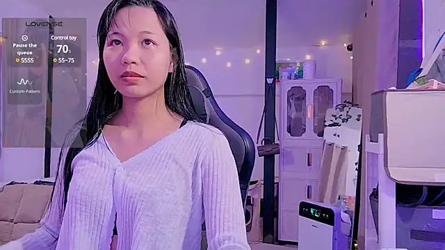 Snapshot of Kana_G chatting on 02-23-25, 06:45 Kana G online show from 02-23-25, 06:45