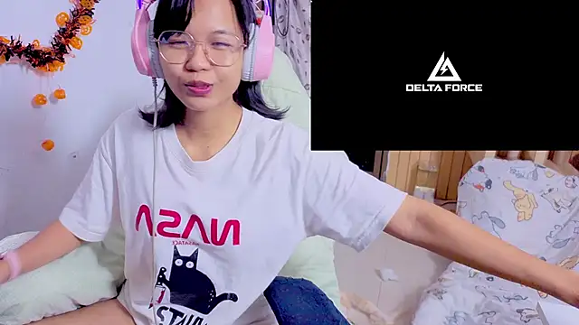 Snapshot of Kana_G chatting on 10-28-25, 05:48 Kana G online show from 10-28-25, 05:48