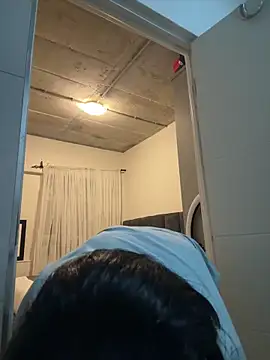 Snapshot of slimcateee chatting on 11-07-25, 07:03 slimcateee online show from 11-07-25, 07:03