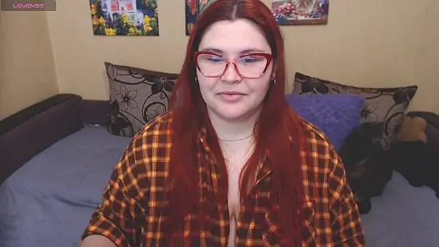 JuliaKeln online show from 04-22-26, 04:08