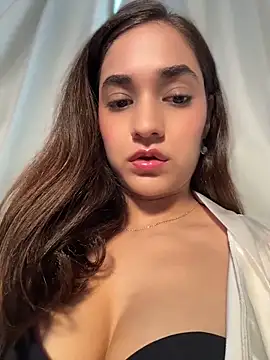 CuteeRose online show from 05-12-26, 02:58