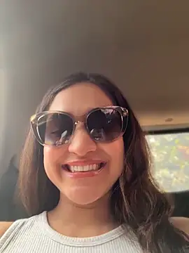 CuteeRose online show from 05-19-26, 04:02