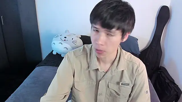 Snapshot of Aventure_Twinks chatting on 02-07-26, 03:21 Aventure Twinks online show from 02-07-26, 03:21