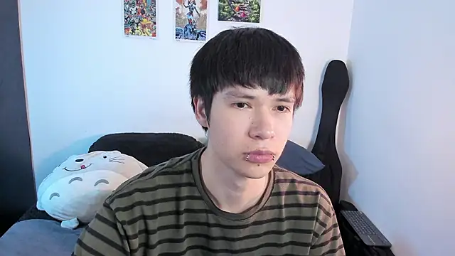 Snapshot of Aventure_Twinks chatting on 02-10-26, 03:54 Aventure Twinks online show from 02-10-26, 03:54