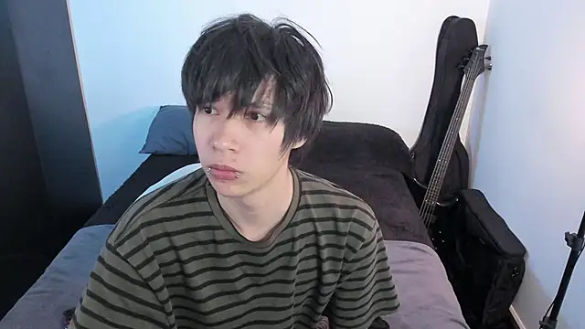 Aventure Twinks online show from 05-17-26, 12:08