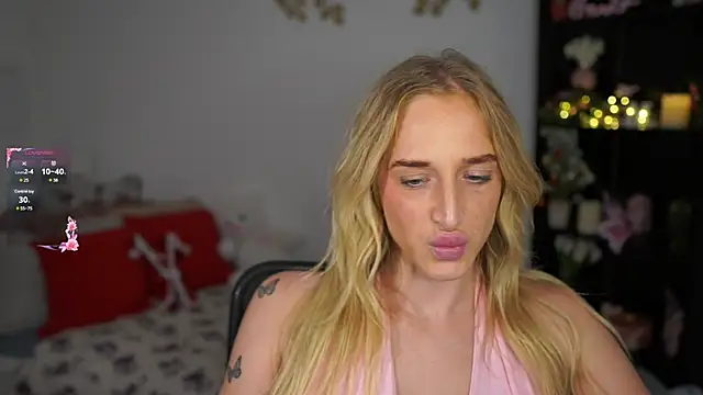 Nicolette  Shea  online show from 12-22-24, 04:59