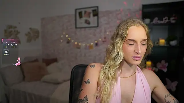 Nicolette  Shea  online show from 03-17-25, 05:05