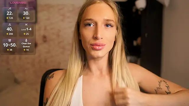 Nicolette  Shea  online show from 10-03-25, 07:27