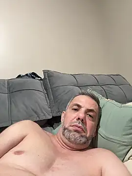 Snapshot of Jhonnygh12 chatting on 10-29-25, 01:52 Jhonnygh12 online show from 10-29-25, 01:52