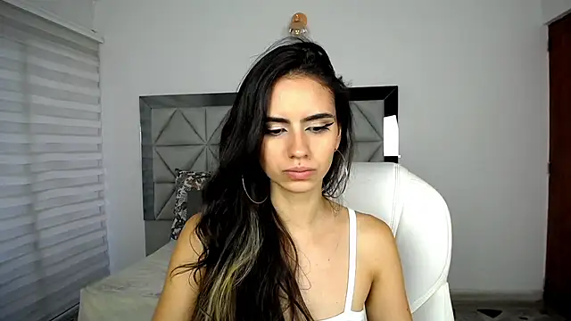 nina pons online show from 01-13-25, 10:45