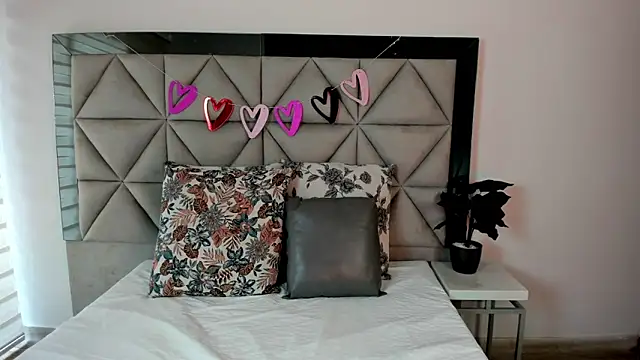 nina pons online show from 02-14-25, 09:53