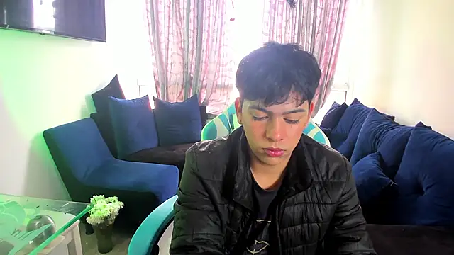 Snapshot of Franco_Rizzo_ chatting on 01-07-25, 08:21 Franco Rizzo online show from 01-07-25, 08:21