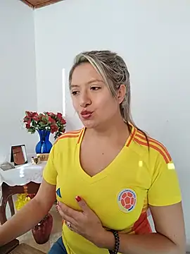 Snapshot of valeriahunter1 chatting on 06-17-26, 10:21 valeriahunter1 online show from 06-17-26, 10:21