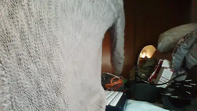 SmokeShow686 online show from 12-22-24, 06:28