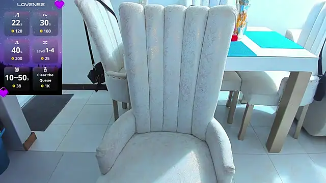 elana kepler online show from 04-24-26, 08:39