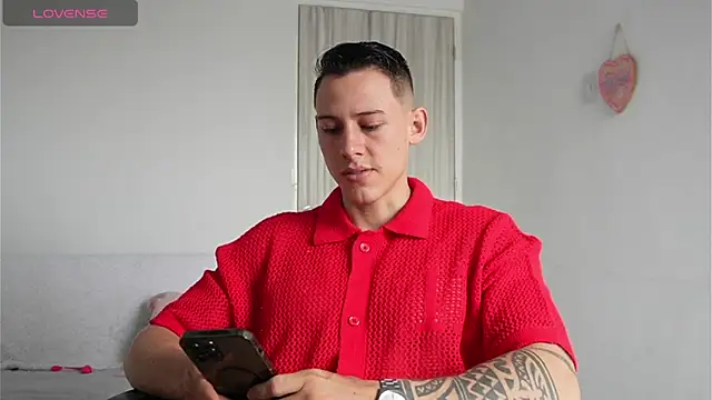 Muscle King Cum online show from 04-16-26, 01:45