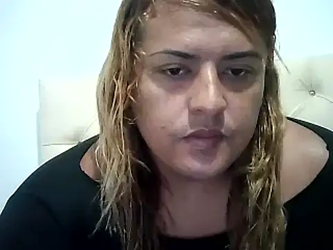 Snapshot of KIARAMARSHALLWELLZ chatting on 12-13-24, 11:02 KIARAMARSHALLWELLZ online show from 12-13-24, 11:02