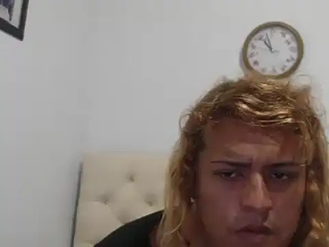 Snapshot of KIARAMARSHALLWELLZ chatting on 12-15-24, 10:37 KIARAMARSHALLWELLZ online show from 12-15-24, 10:37